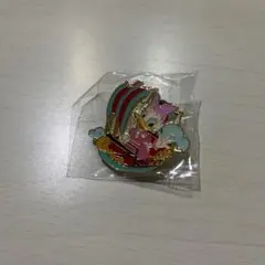 デイジーダック　ピンバッジ