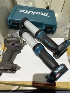 Item thumbnail for item e9686516-7a5e-4110-bc37-3983c3e4d452