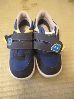 ミキハウス DOUBLE_B のキッズスニーカー19cm ネイビー 美品のサムネイル