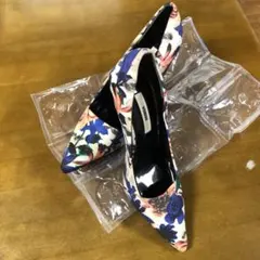 MURUA 花柄パンプス美品22.5cm  ヒールの高さ10cmのサムネイル