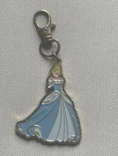 ディズニー　シンデレラ　キーホルダー