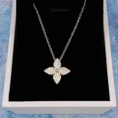 Swarovski スワロフスキー スパークリングダンススター ネックレス 
