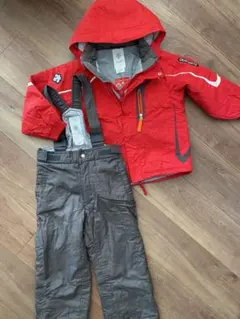 DESCENTE スキー　ウェア 子ども用 110（105-115）