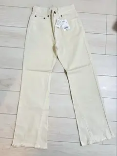 新品 Cepo ブーツカットデニム オフホワイトのサムネイル