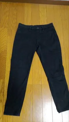 UNIQLO ブラック スキニーパンツ