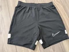 Nike DRI-FIT ショートパンツ キッズ130-140cm Sサイズ