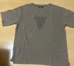 ブラウン Tシャツ
