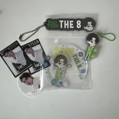 petiteen THE8