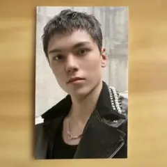 SEVENTEEN バーノン 会場限定ユニバ