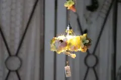 春のお花畑みたいなミニフライングリースランプ