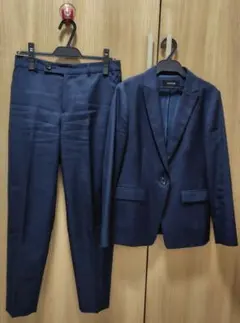 UNTITLED　 パンツスーツ　ジャケット（Sサイズ）　パンツ（Mサイズ）