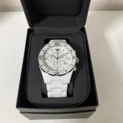 EMPORIO ARMANI ホワイト クロノグラフ 時計