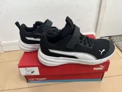 PUMA ブラック スニーカー SOFTFOAM+ 20㎝　数回使用