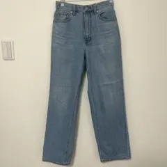 GU ストレートデニム ライトブルー