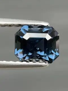 ブルースピネル2.28ctNatural blue Spinel 日本宝石ソー付