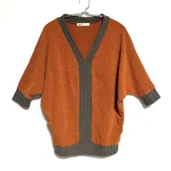 Bou Jeloud オレンジ Vネック ニット 七分袖　フリーサイズ