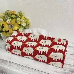 ボックスティッシュカバー　（ブタさん　赤）　ハンドメイド