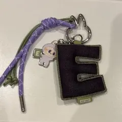 ラブブ イニシャル アルファベット E