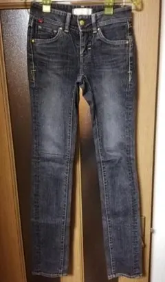 GEOGIA LOVE　ウエスト56（26-4）ジーンズ　ほぼ未使用