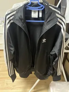 adidas ブラックジャージ XS ファイヤーバード