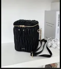 NICE CLAUP キルティングミニバニティバッグ