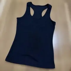 タンクトップ　黒　M