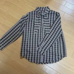 幾何学模様 リボン付き 長袖シャツ 柄シャツ 古着 ビンテージ