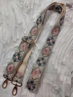 特価C-27インド刺繍リボン※ショルダーストラップ　スマホストラップ　送料込み