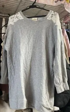 LAYMEE トレーナー