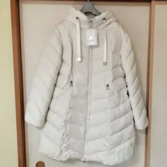 CLASSIC STYLE フード付きホワイト中綿ミディコート