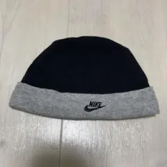 Nike ベビー　折り返しビーニー 黒とグレー