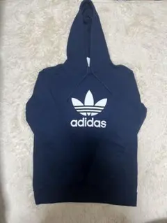 adidas ネイビー フード付きパーカー