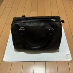 Item thumbnail for item 8300ea98-f6e1-49cf-8549-a2dae3bba330