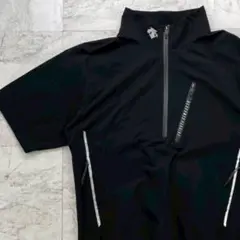 し*げ様 デサント　トレーニングシャツ　メンズ　M　ブラック　ハーフジップ　プリのサムネイル