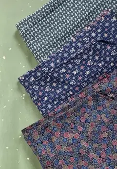 和柄小紋3枚セット リメイク素材 裏地向き しつけ付きありバッグ・ポーチ用に