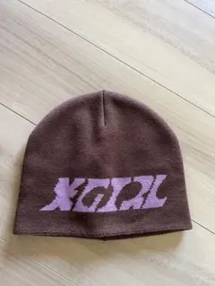 Xgirlブラウン ニット帽 ロゴ入りのサムネイル