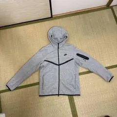 NIKE Tech Fleece フルジップ フーディ グレーのサムネイル