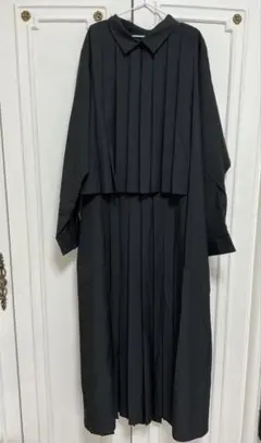 アンティカ antiqua プリーツワンピース　レイヤード風　ブラック