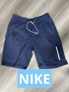 Nike ネイビー ショートパンツ L