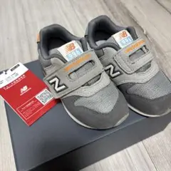 [NewBalance 996] 13.5cm ベビーシューズグレー　スニーカー