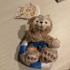 ダッフィー ！浮き輪付きクマのぬいぐるみ 約10cm