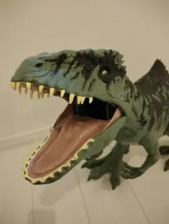 美品　マテル　ジュラシックワールド　ギガノトサウルス