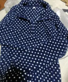 UNIQLO　ネイビードットフリース　S　キッズ