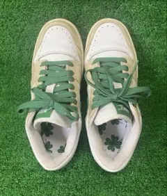 NIKE COURT FORCE ナイキスニーカー