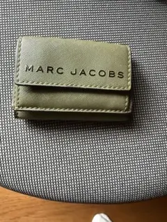 MARC JACOBS 三つ折り財布 カーキのサムネイル