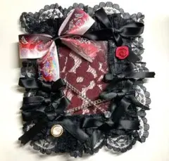 レースデコ　トレカケース　黒＆赤