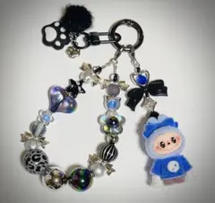 ブラックシルバー⭐︎ちょっぴり青⭐︎ビーズストラップ⭐︎ハンドメイド⭐︎