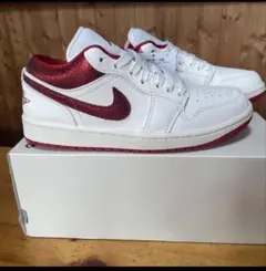 W Air Jordan 1 Low SE “Team Red“ レディ24.5