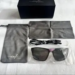 新品❣️infi UV400 偏光サングラス ブラック 箱あり