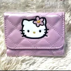 ラスト1 新品 韓国限定 ハローキティ キルト　折り畳み財布 三つ折り